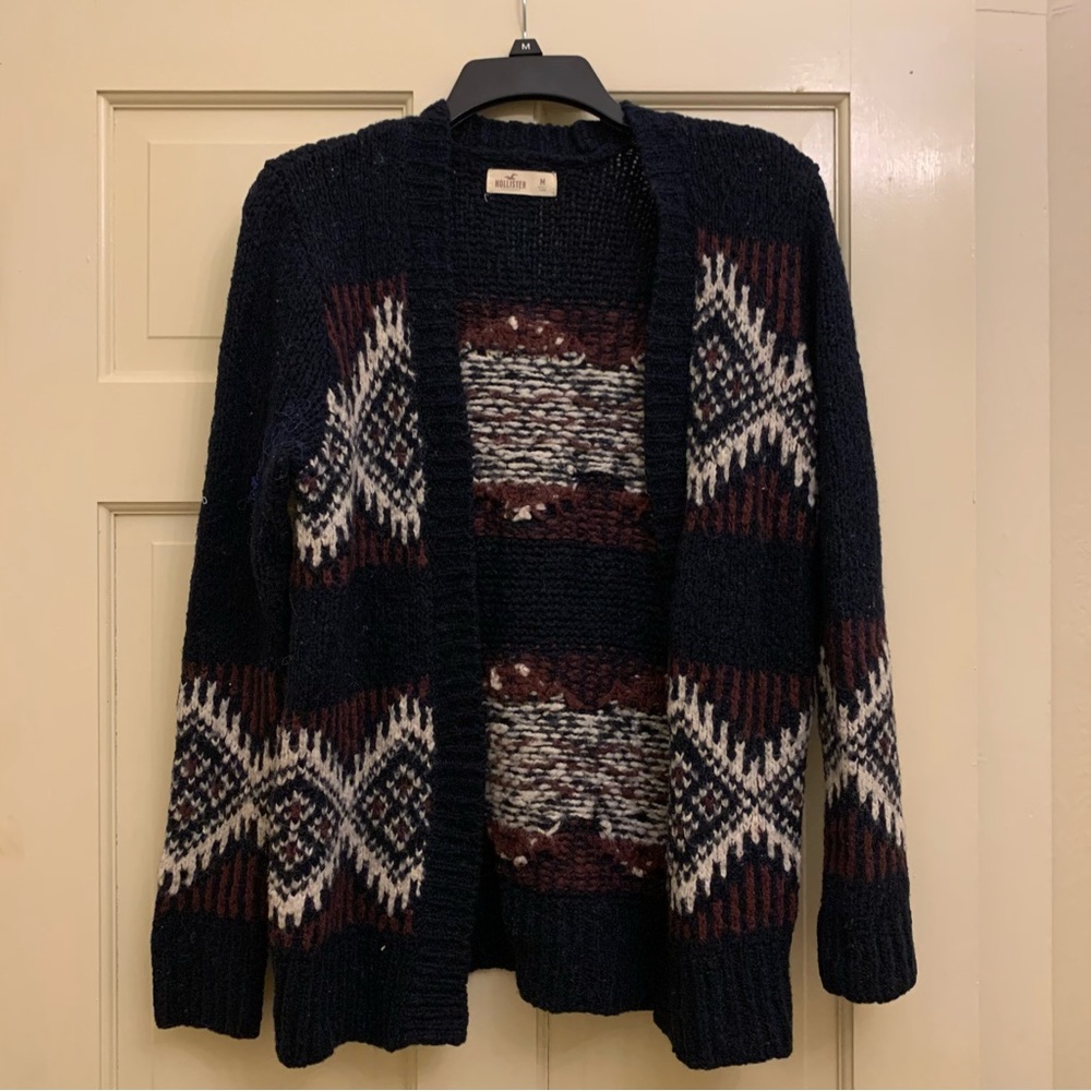 Hollister Navy Tribal Pattern Cardigan💙♥️